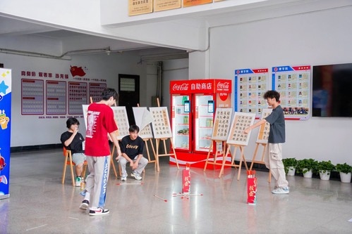 点击《NKL04456-3197343299.jpg》查看详情