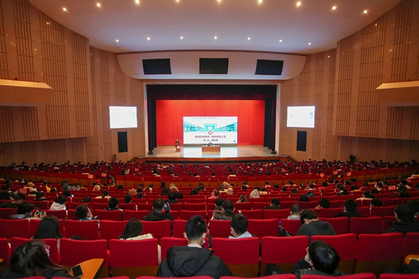 新闻图 1B2H0883.jpg